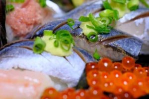 【秋刀魚の旬】築地市場の仲買人直伝 新鮮なサンマの選び方 3つのポイント